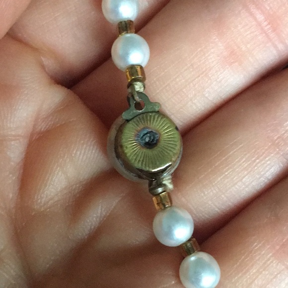 Vintage Retro Faux Pearl Necklace - Picture 11 of 14